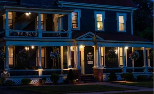 Posada Carriage House Inn