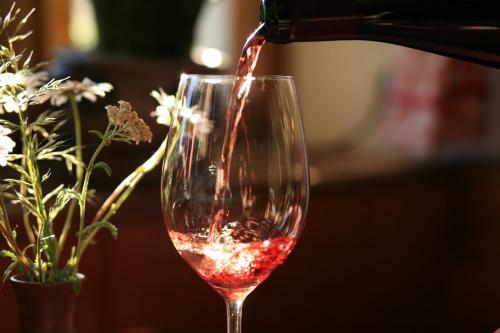 Hostal Glocke Weingut Und Hotel