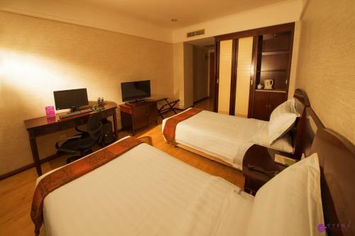 Lilac Hotel Qingdao