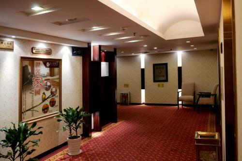 Lilac Hotel Qingdao