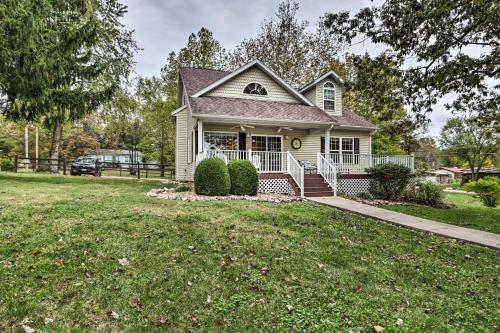 Lakefront Camdenton Home With Fire Pit And Grill!