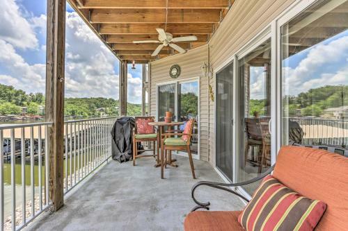 Apartamento Idyllic Camdenton Condo With Community Pool And Lake!