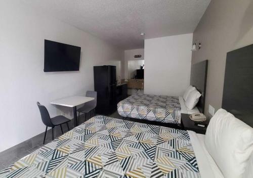 Hotel Studio 6 Branson West Mo Silver Dollar City