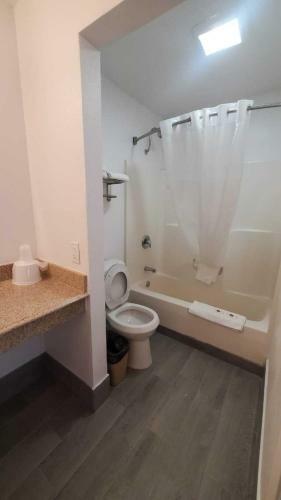 Hotel Studio 6 Branson West Mo Silver Dollar City