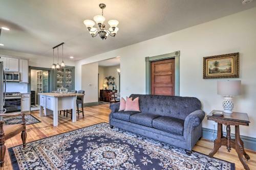 The Ruebling House Cozy 2nd-floor Apartment