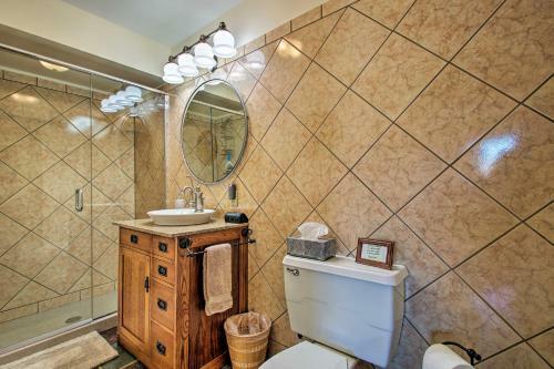 Historic Farmhouse Wine Escape Walk To Katy Trail