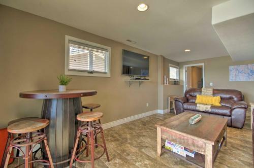 Stunning Lake Ozark Retreat With Dock And Boat Slip!