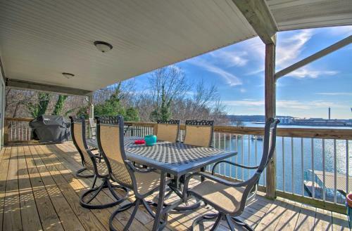 Stunning Lake Ozark Retreat With Dock And Boat Slip!