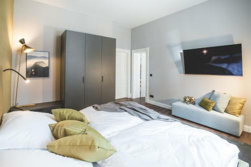 Saltbloom Apartments