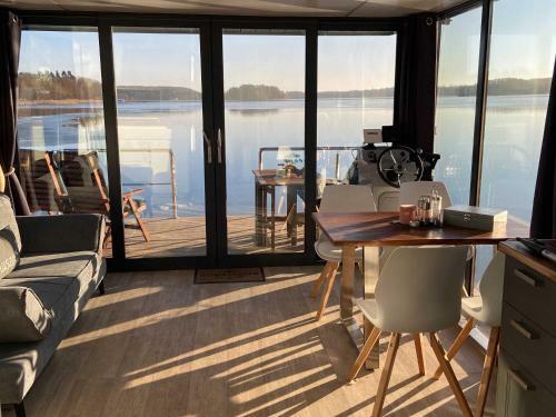Hausboot La Mesa