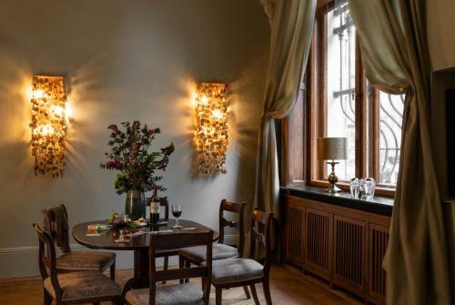 Arved Apartments