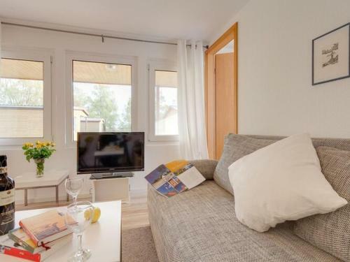Holiday Home On The Backwaters, L�tow