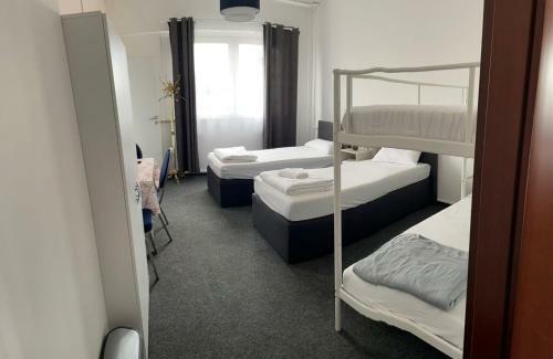 Hostal Pension - A2 Rothensee / Magdeburg