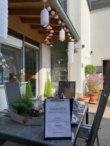 Bed & Breakfast Vina Am Ring