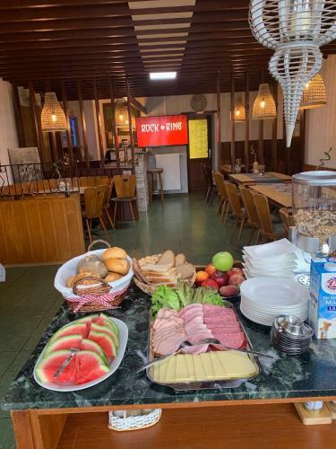 Bed & Breakfast Vina Am Ring