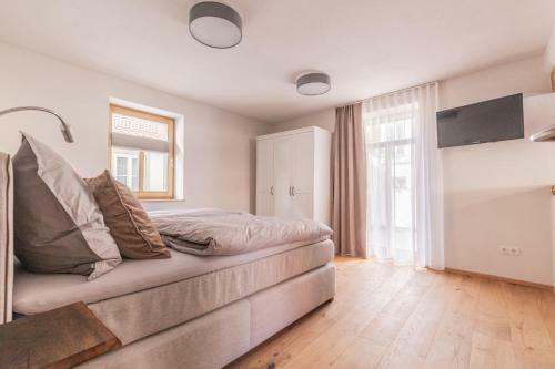 Hostal Main3 - Schlafen Am Fluss