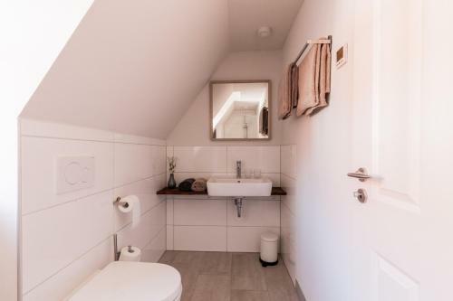 Hostal Main3 - Schlafen Am Fluss
