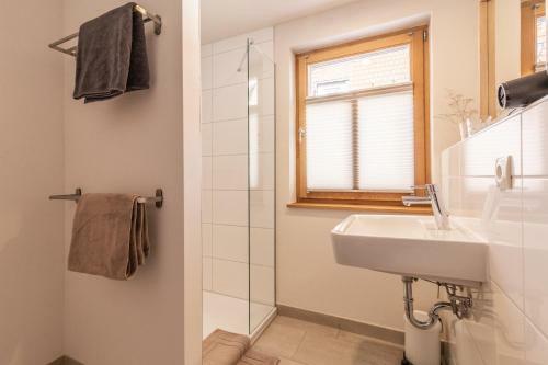 Hostal Main3 - Schlafen Am Fluss
