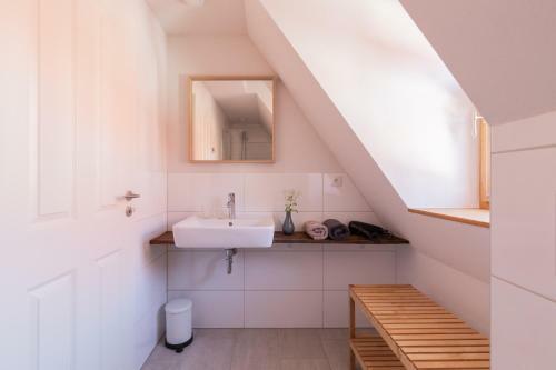 Hostal Main3 - Schlafen Am Fluss