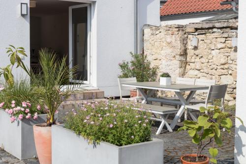 Traumhaus Mit ?park?: Landidylle Mitten Im Zentrum