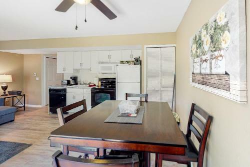 Fall Creek Resort 590-2