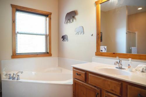 Bear Cub Retreat