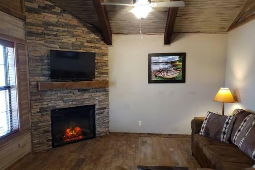 Cave Lane One Bedroom Cabin
