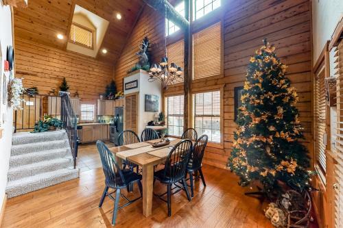 Deer Creek Cabin At Grand Mtn