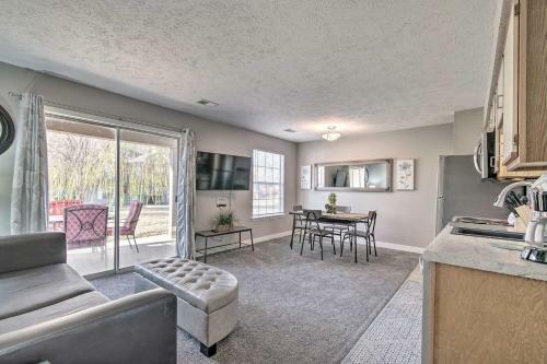 Apartamento Bright Branson Apt About 2 Mi To Moonshine Beach!