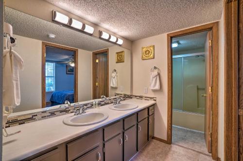 Apartamento Comfortable Fall Creek Gem With Community Dock!