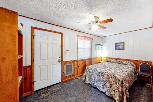 Artilla Cove Resort #4