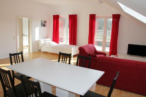 Ferienwohungen - Apartments Satzvey