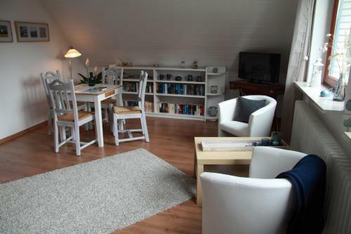 Apartamento Ferienwohnung Wei�es Haus