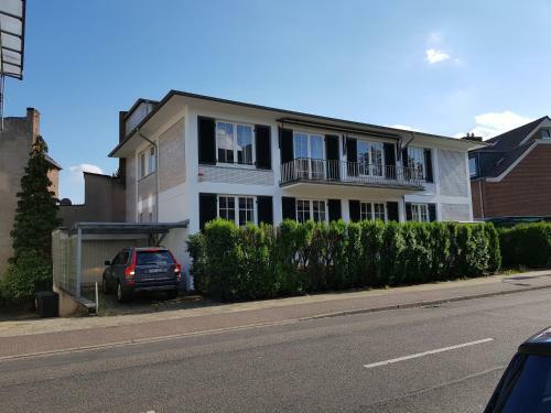 Apartamento Representative City Villa