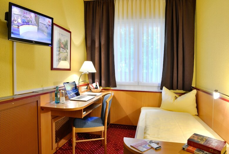 Burghotel Stammhaus