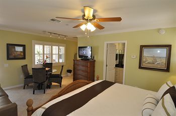 Hotel Tropical Beach Resorts - Sarasota