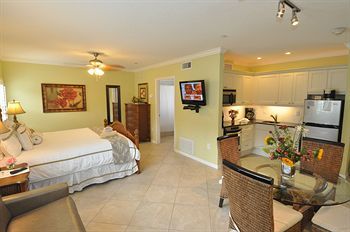 Hotel Tropical Beach Resorts - Sarasota