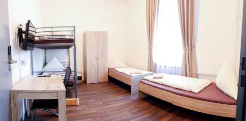 Hotel Fmm Hostel