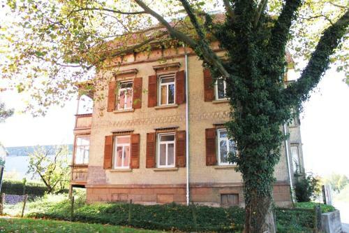 Workers Apartment In Metzingen Mit Balkon