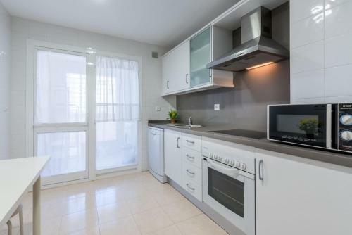 Apartamento Comfortable, Close To The Beach, Pool, New, Paddle