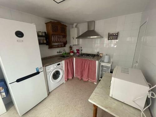 Cozy Town House With Terrace And Free Wifi