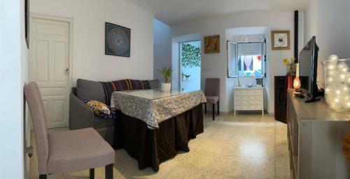 Cozy Town House With Terrace And Free Wifi