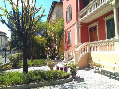 Hostal Meuble' 21 Di Anna