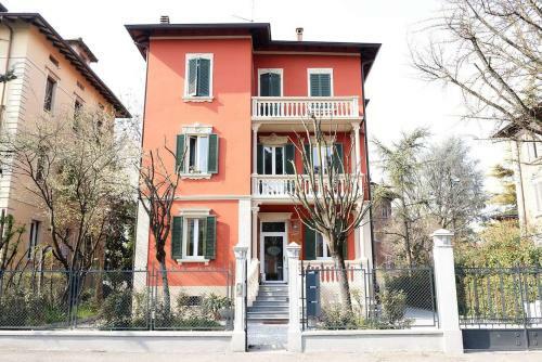 Hostal Meuble' 21 Di Anna