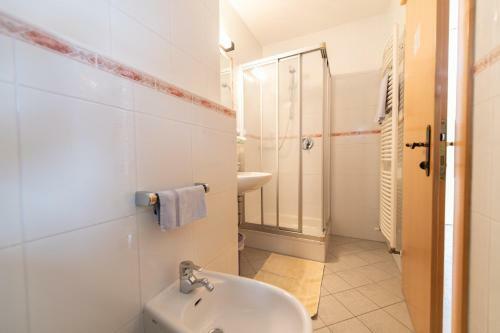 Bed & Breakfast Garni Froy