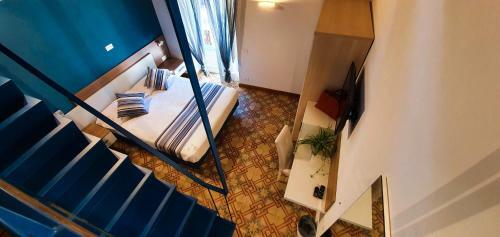 Hostal Duomo Attic (rooms)
