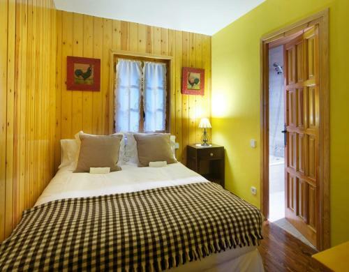 Hotel Rural El Xalet De Ta�ll