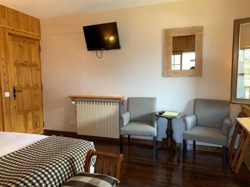 Hotel Rural El Xalet De Ta�ll