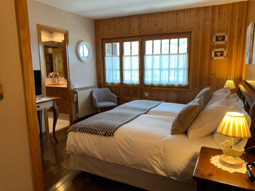 Hotel Rural El Xalet De Ta�ll