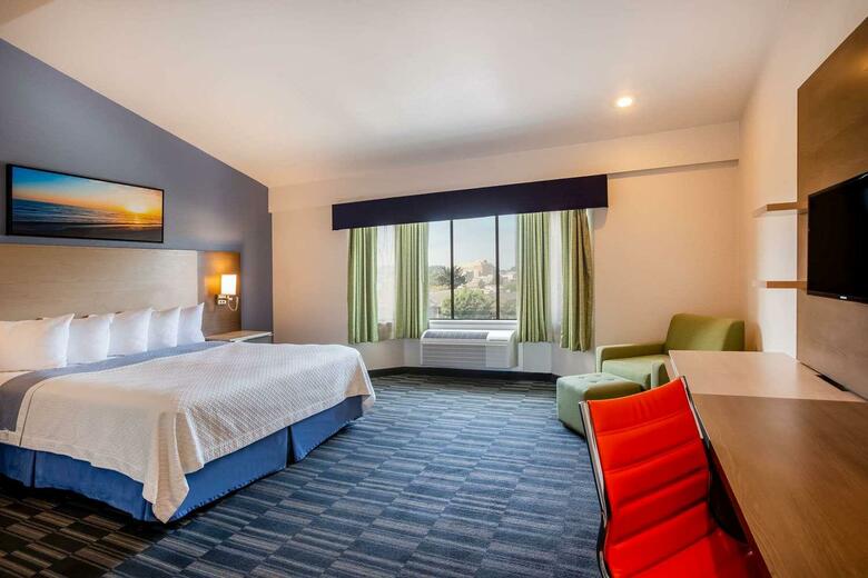 Hotel Downtown Monterey Days Inn